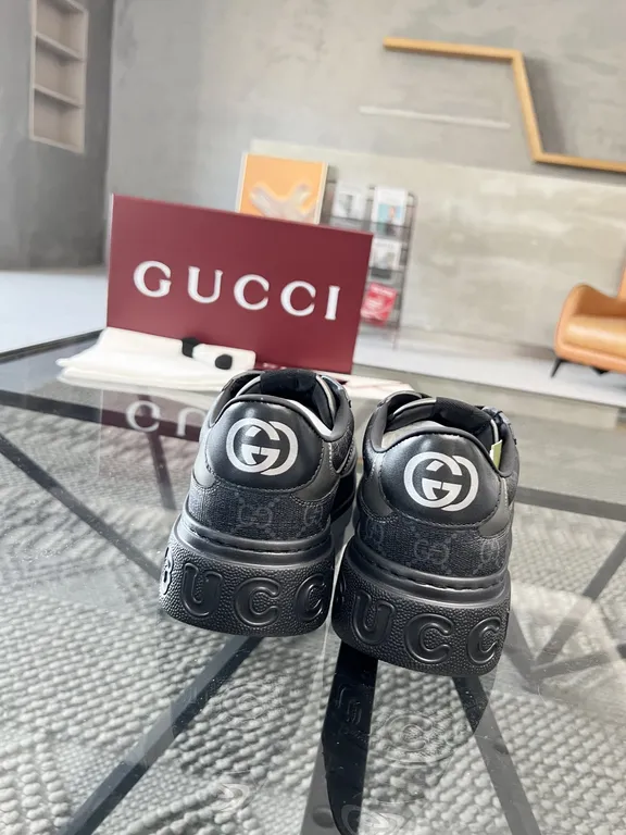 Gucci Shoe 